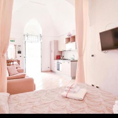דירות אוסטוני La Casa Delle Muse מראה חיצוני תמונה